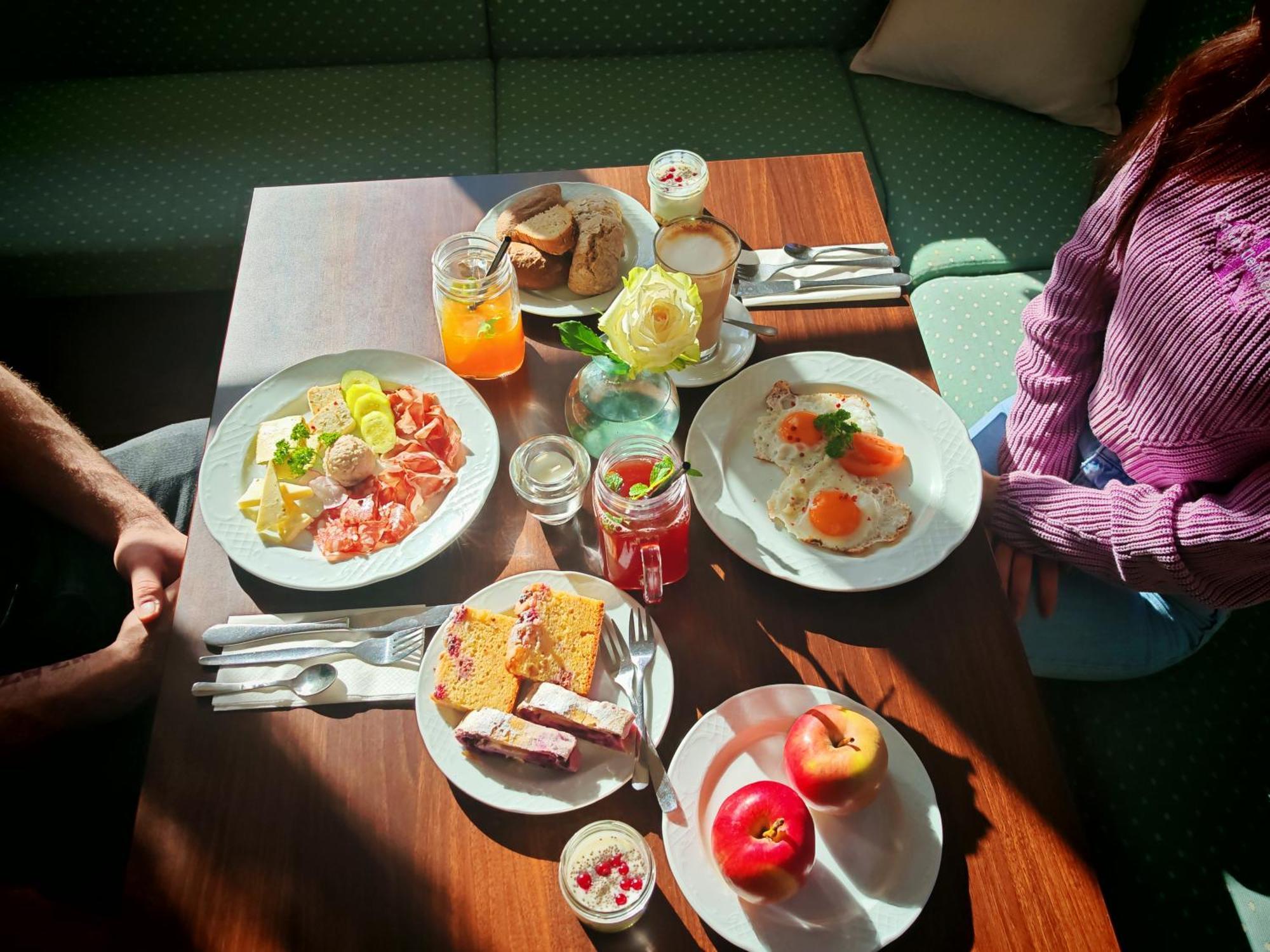 Pohorje Village Wellbeing Resort - Forest Hotel Videc Хочко Погорье Экстерьер фото